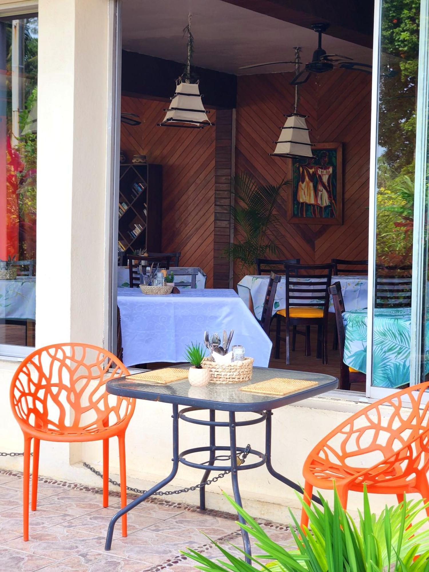 Hotel Santo Vanuatu Luganville Eksteriør bilde